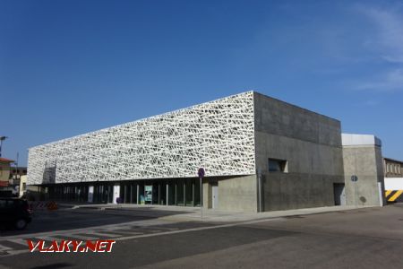 Macomer, nové autobusové nádraží, 6.7.2019 © Jiří Mazal