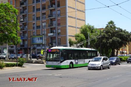 Cagliari, trolejbus Van Hool A330T, 10.7.2019 © Jiří Mazal