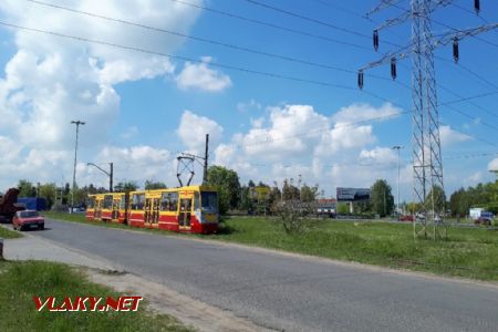 Ksawerów: Nejméně osídlený úsek tratě do Pabianic © Tomáš Kraus, 11.5.2019