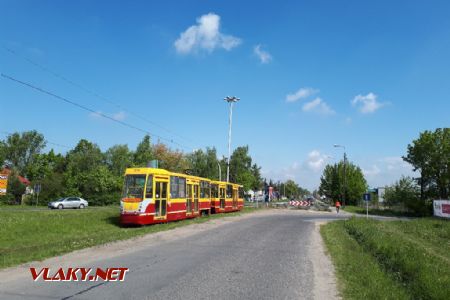 Ksawerów: Nejméně osídlený úsek tratě do Pabianic © Tomáš Kraus, 11.5.2019