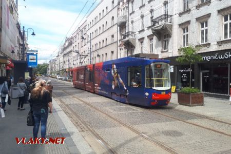 Katovice: Tramvaj Citadis míří od nádraží na Plac Wolności © Tomáš Kraus, 20.5.2019