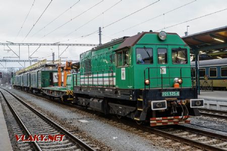 03.12.2019 - Plzeň hl.: 721.525, bývalá lokomotiva automobilky Škoda © Jiří Řechka