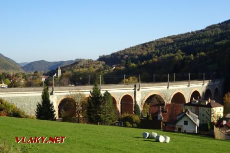 Payerbach, viadukt Semmeringbahn směr Küb, 27.10.2019 © Jiří Mazal