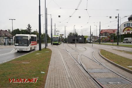 05.07.2019 – Olsztyn: celkový pohled na 5 odstavných kolejí za koncovou zastávkou Dworzec Główny © Dominik Havel
