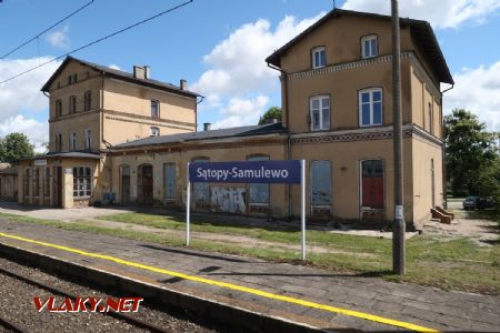05.07.2019 – Výpravní budova stanice Sątopy-Samulewo v původní podobě z 20. let © Dominik Havel