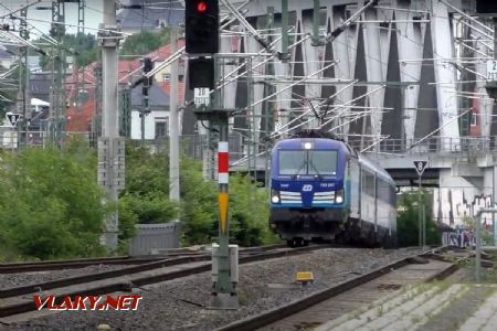 25.05.2020 - Dresden-Neustadt: EC 175 byl prvním vlakem obnovené linky v opačném směru © Helmut Böhme