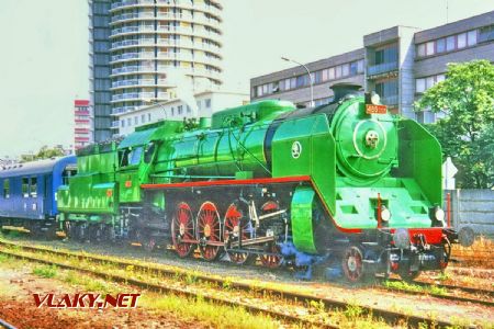 K 150. výročiu železníc na Slovensku bol sprevádzkovaný najvýkonnejší horský rýchlikový parný rušeň medzivojnového obdobia – Zelený Anton 486.007 © archív ŽM SR (MDC)