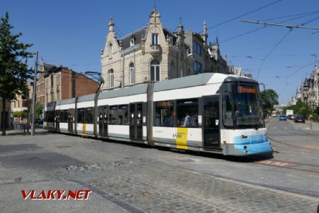 Antwerpen: HermeLijn u nádraží Berchem, 25. 8. 2021 © Libor Peltan