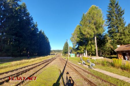 Rennsteig: Zhlaví směr Themar (vlevo) a Ilmenau (vpravo) © Tomáš Kraus, 10.10.2021