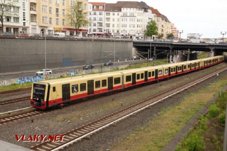 Berlin/Messe Nord: řada 483/4 S-Bahn, 14. 4. 2024 © Libor Peltan