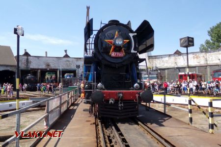 Prichádza parná lokomotíva 477.013 z popradského depa a klubu, Košice, 26.5.2024