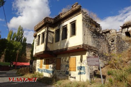 Kars, zchátralý historický dům Ahmeta Tevfika Paši, 27.10.2022 © Jiří Mazal
