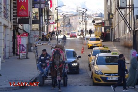 Erzurum, doprava ve městě, 29.10.2022 © Jiří Mazal