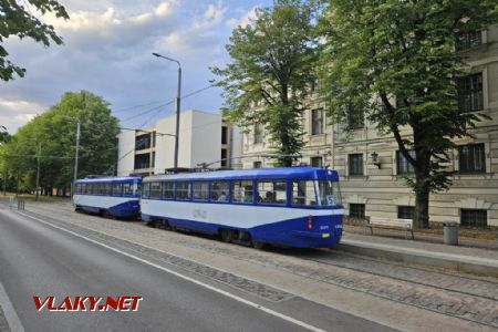 Riga, tramvaje T3A u národního divadla, 4.7.2024, Tomáš Kraus