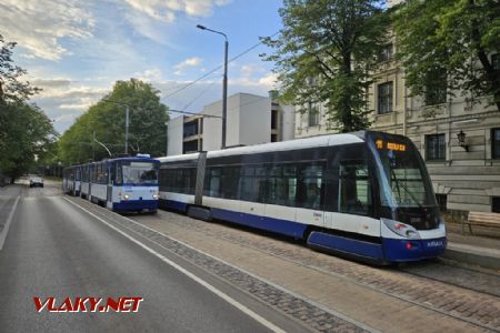 Riga, setkání tramvají T6B5 a ForCity, 4.7.2024, Tomáš Kraus