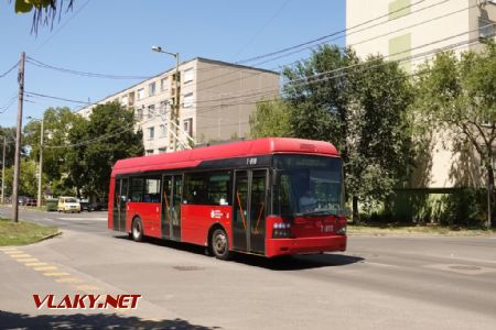 Szeged/Vértói út: poupravovaná Škoda 21Tr přestavěná z ostravského autobusu 21Ab(?), 27. 7. 2024 © Libor Peltan