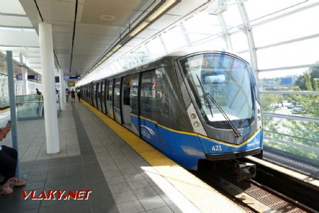 Vancouver, Main Street–Science World station s vozidlem Innovia Metro Mark III, 5.8.2024 © Jiří Mazal