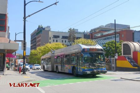 Vancouver, trolejbus typu E60LFR, 5.8.2024 © Jiří Mazal