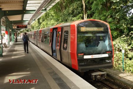 Hamburg/Kellinghusenstraße: metro DT5, 22. 6. 2024 © Libor Peltan