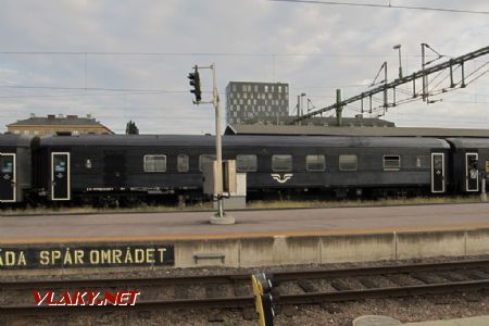 Göteborg C: BF7 v soupravě regionálního vlaku, 30. 7. 2018 © Libor Peltan