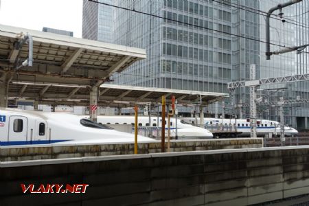 Tokio, jednotky Shinkansen ř. N700, 30.10.2024 © Jiří Mazal