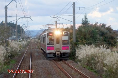 Jednotka ř. 701 u stanice Nishime, 30.10.2024 © Jiří Mazal