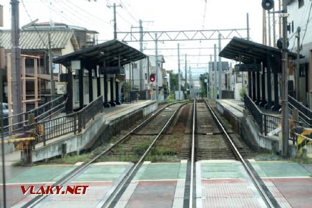 Kyoto, podoba zastávek na Kitano Line, 5.11.2024 © Jiří Mazal