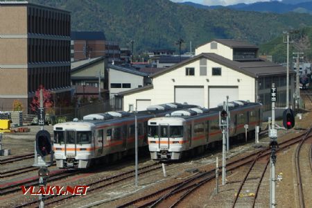 Takayama, jednotky ř. KiHa 25-1000, 6.11.2024 © Jiří Mazal