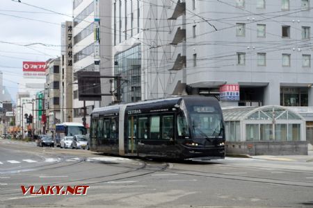 Toyama přednádraží, tramvaj typu 9000, 7.11.2024 © Jiří Mazal