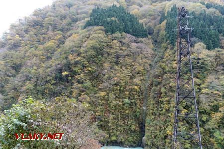 Kurobe Gorge Railway, úsek Yanagibashi - Moriishi, 7.11.2024 © Jiří Mazal