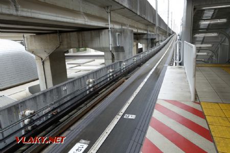 Omiya, zast. Tetsudō-Hakubutsukan, systém New Shuttle, 28.10.2024 © Jiří Mazal