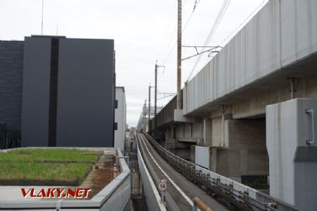 Omiya, zast. Tetsudō-Hakubutsukan, systém New Shuttle, 28.10.2024 © Jiří Mazal