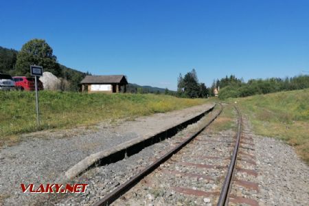 Štrkové nástupište slúžiace iba zubačke na Zbojskách © Jaro Vybo