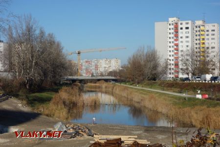 Petržalka, Kutlíkova - električkový most nad Chorvátskym ramenom ©Juraj Földes, 2.12.2024