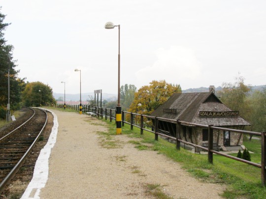 Zastávka Szilvásvárad-Szalajkavölgy, prestupné miesto na neďalekú lesnú železničku, 10.2008, foto: Bc. Jozef Gulík