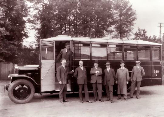 Jeden z prvních autobusů ČSD - Praga NO, karoserie Studénka (1928) - archiv ČKD Vagonka