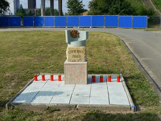 8.8.2009 - Studénka: pomníček obětem nehody © Karel Furiš