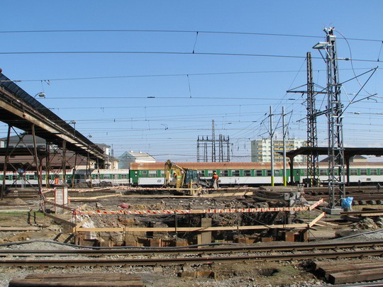 Stavební práce zasahují z nádraží do areálu DPOV © PhDr. Zbyněk Zlinský