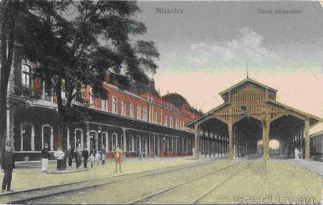 Pôvodná železničná stanica Tiskej železnice v Miskolci, detail prístrešku