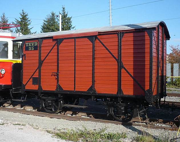 Pravdepodobne jediný zachovalý vozeň železničky. © archív ŽSR MDC